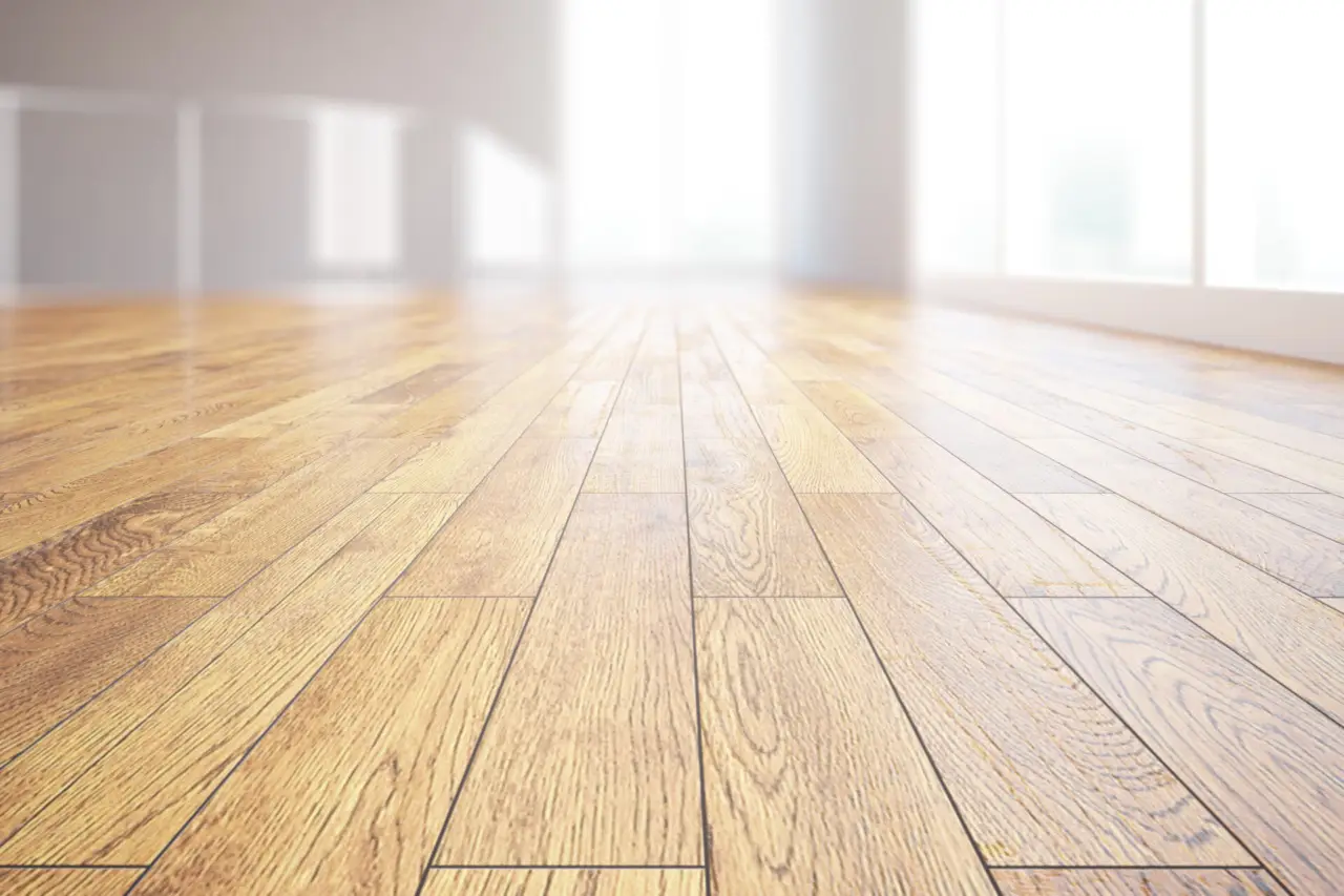 Come proteggere il parquet dal caldo estivo: la soluzione dell’architetto per giugno Come proteggere il parquet dal caldo estivo: la soluzione dell’architetto per giugno