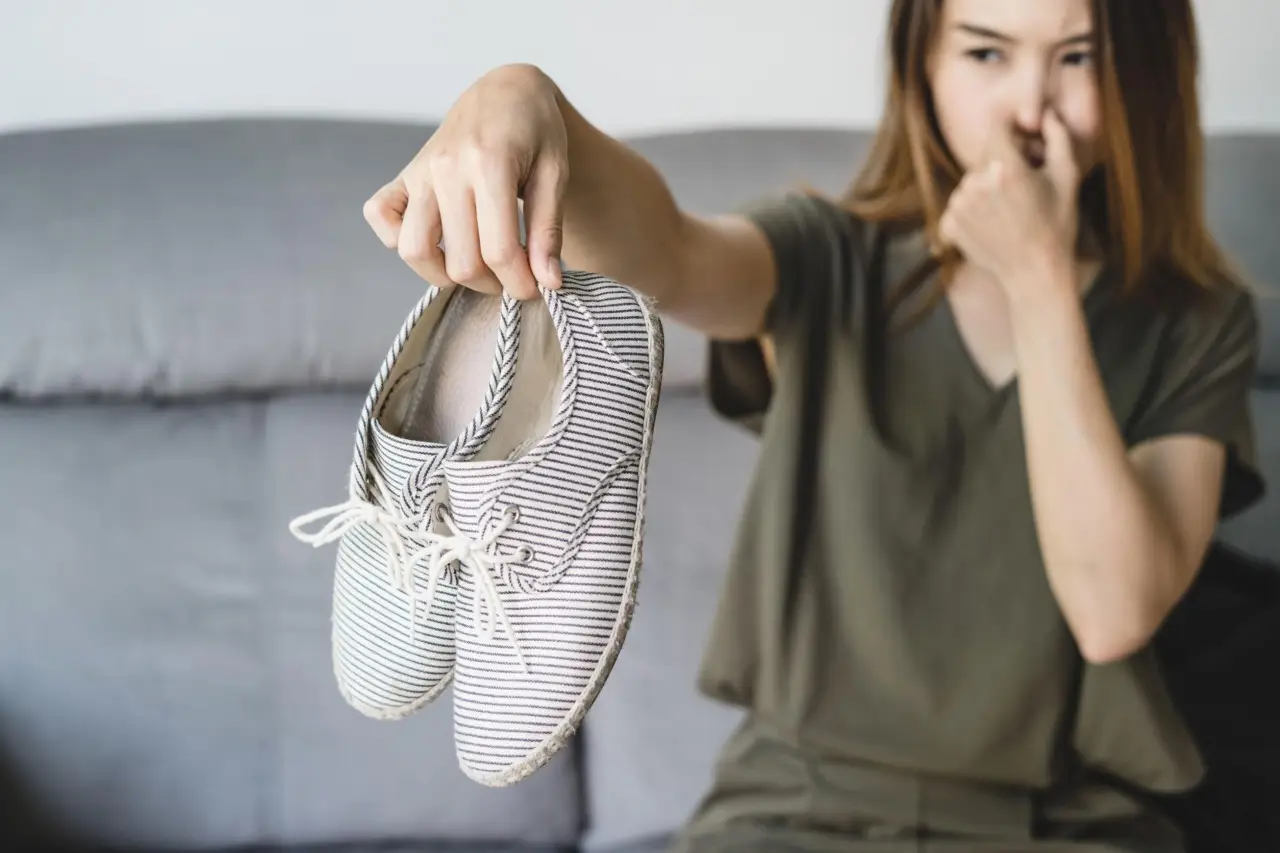 Come prevenire muffa nelle scarpiere in estate: la strategia dell’igienista ambientale per giugno Come prevenire muffa nelle scarpiere in estate: la strategia dell’igienista ambientale per giugno
