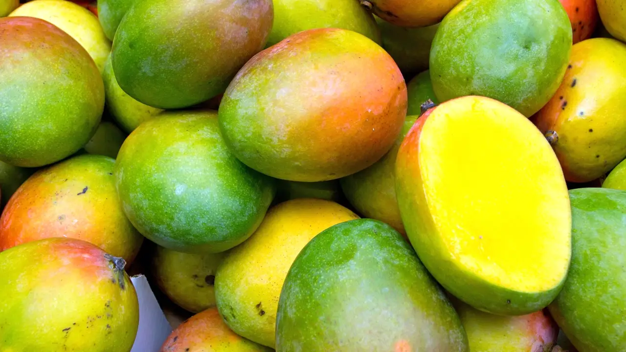 Melograno e mango: approfondimento sui nuovi superfrutti amici della glicemia