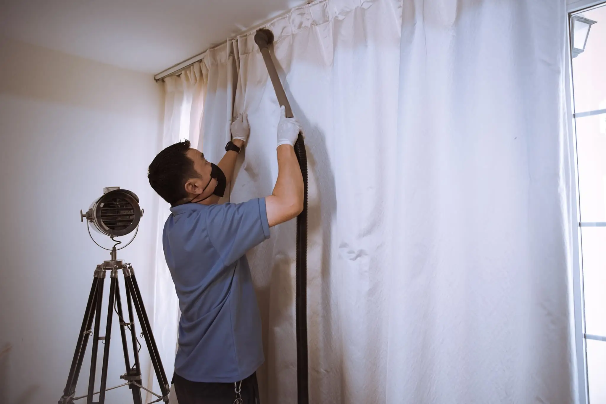 Come ridurre la polvere sui lampadari in estate: la soluzione rapida degli igienisti ambientali per giugno Come ridurre la polvere sui lampadari in estate: la soluzione rapida degli igienisti ambientali per giugno