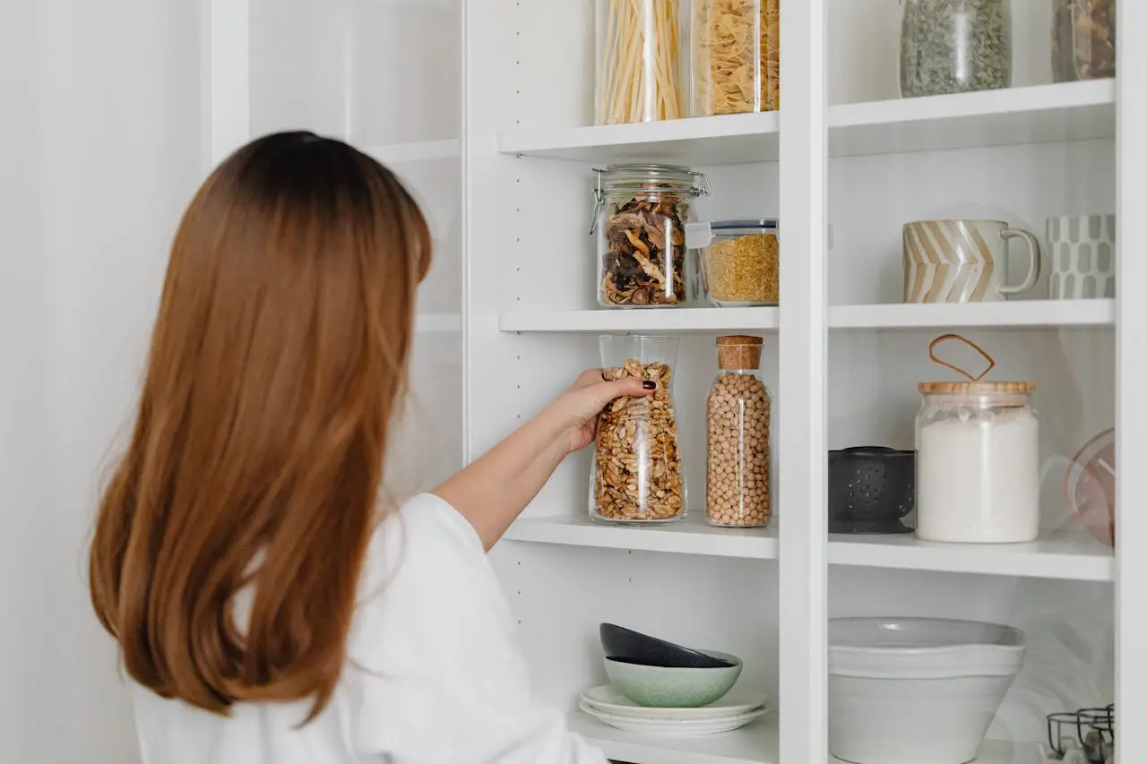 Organizza la dispensa per l’estate: il trucco anti-insetti dell’igienista alimentare Organizza la dispensa per l’estate: il trucco anti-insetti dell’igienista alimentare