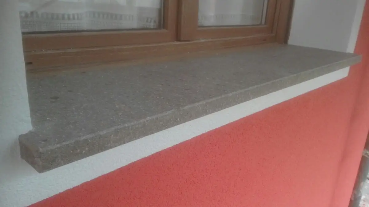 Come proteggere i davanzali dalla pioggia estiva: il suggerimento dell’imbianchino per giugno Come proteggere i davanzali dalla pioggia estiva: il suggerimento dell’imbianchino per giugno