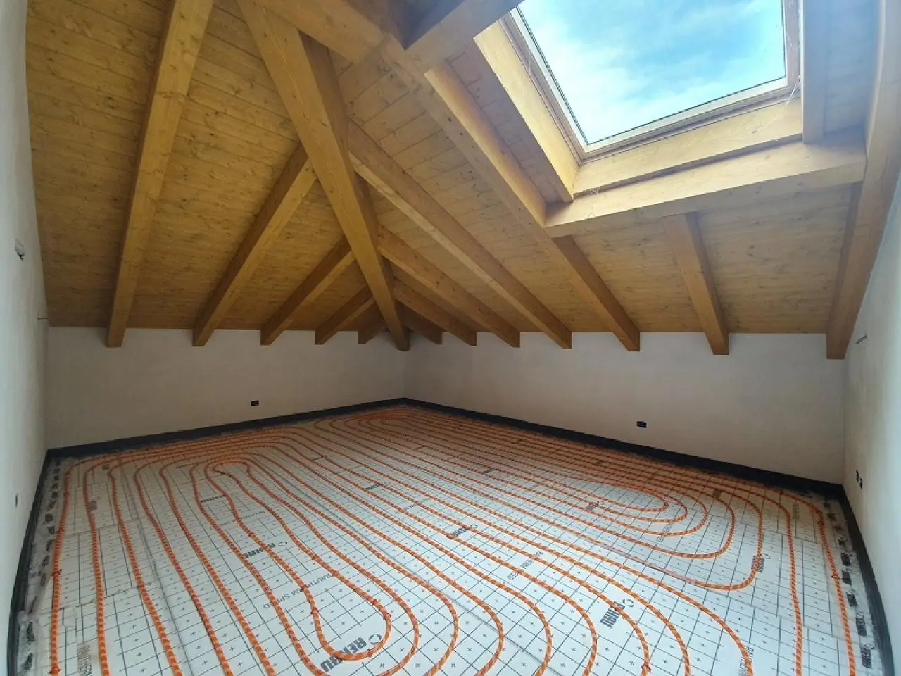 Rinfrescare la casa senza consumare energia: il sistema dei casali umbri Rinfrescare la casa senza consumare energia: il sistema dei casali umbri