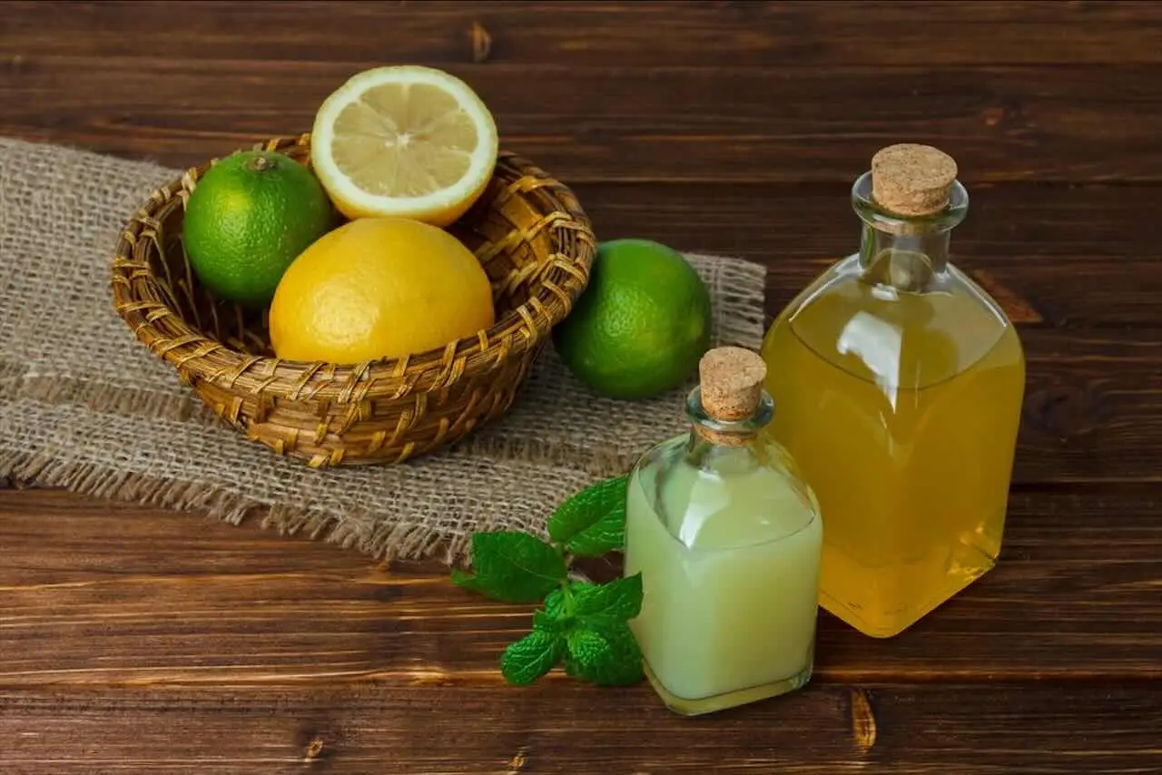 Il rimedio naturale per rendere profumati i pavimenti anche d’estate: basta un ingrediente Il rimedio naturale per rendere profumati i pavimenti anche d’estate: basta un ingrediente