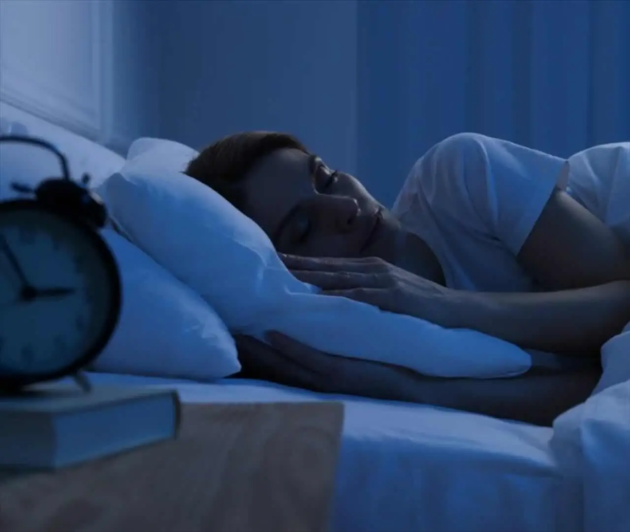Materasso troppo caldo? Il metodo per tenerlo fresco anche nelle notti afose Materasso troppo caldo? Il metodo per tenerlo fresco anche nelle notti afose