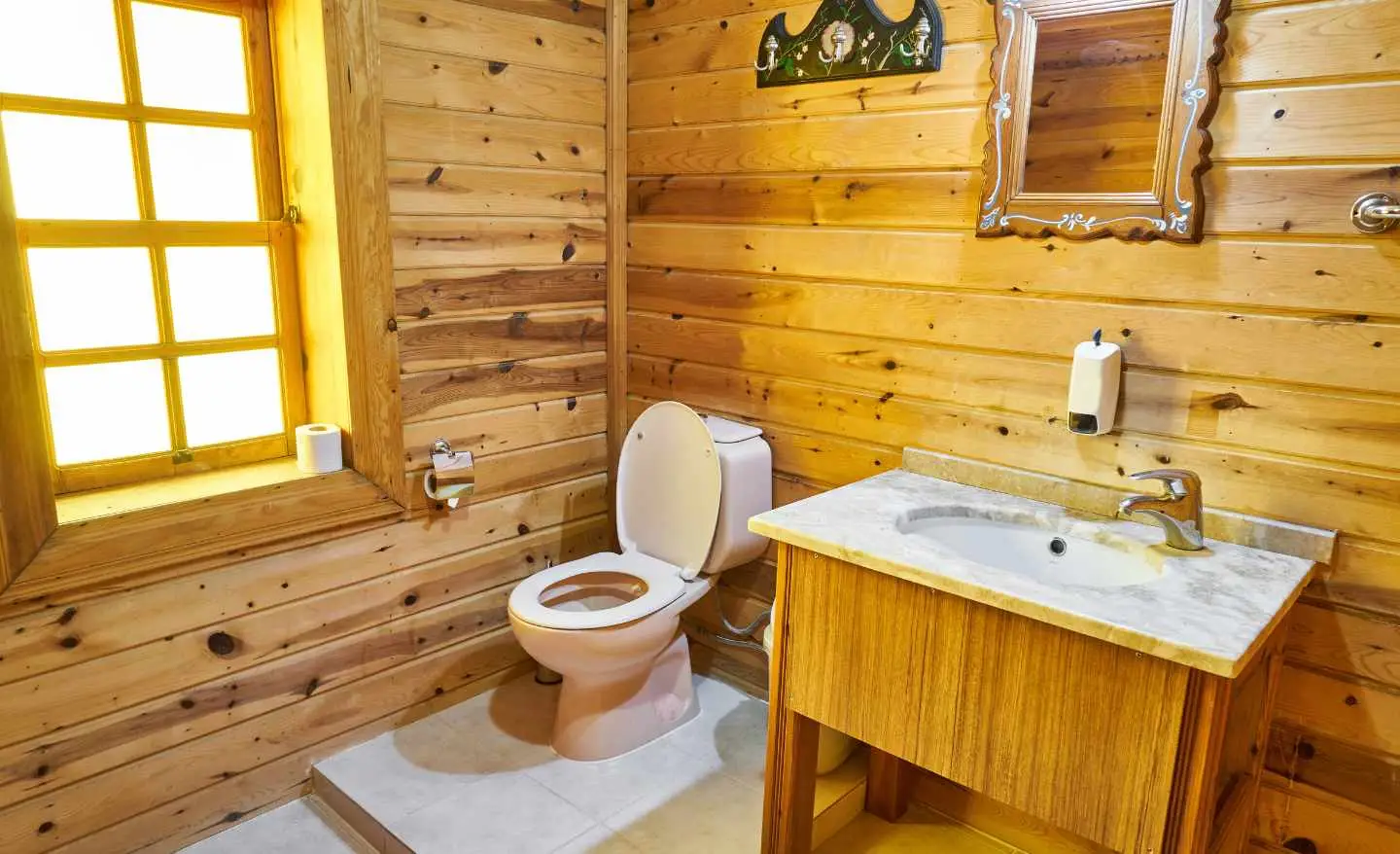 Solo chi prova questi metodi della nonna riesce a profumare davvero il bagno Solo chi prova questi metodi della nonna riesce a profumare davvero il bagno