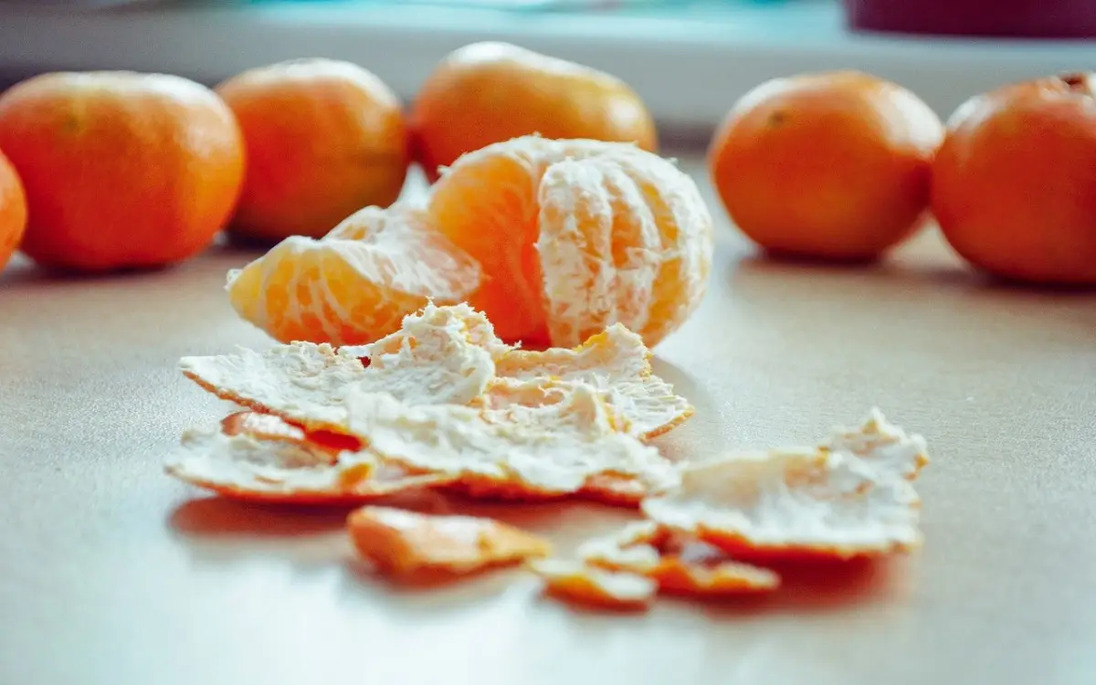 Vuoi un profumo duraturo in cucina? Inserisci una scorza d'arancia nella cappa aspirante Vuoi un profumo duraturo in cucina? Inserisci una scorza d'arancia nella cappa aspirante