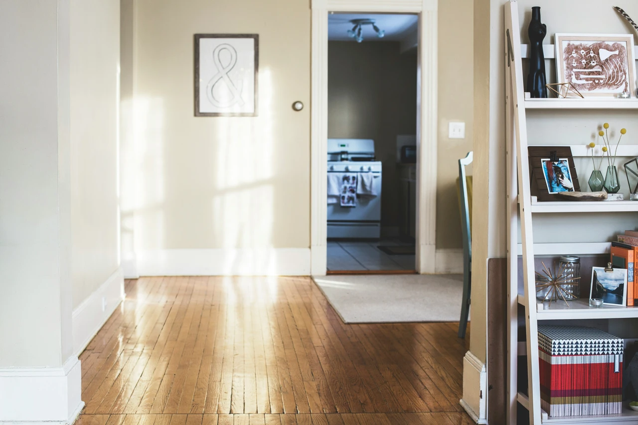 Pavimenti brillanti ogni giorno: segui questa routine e risolvi il problema sporco Pavimenti brillanti ogni giorno: segui questa routine e risolvi il problema sporco